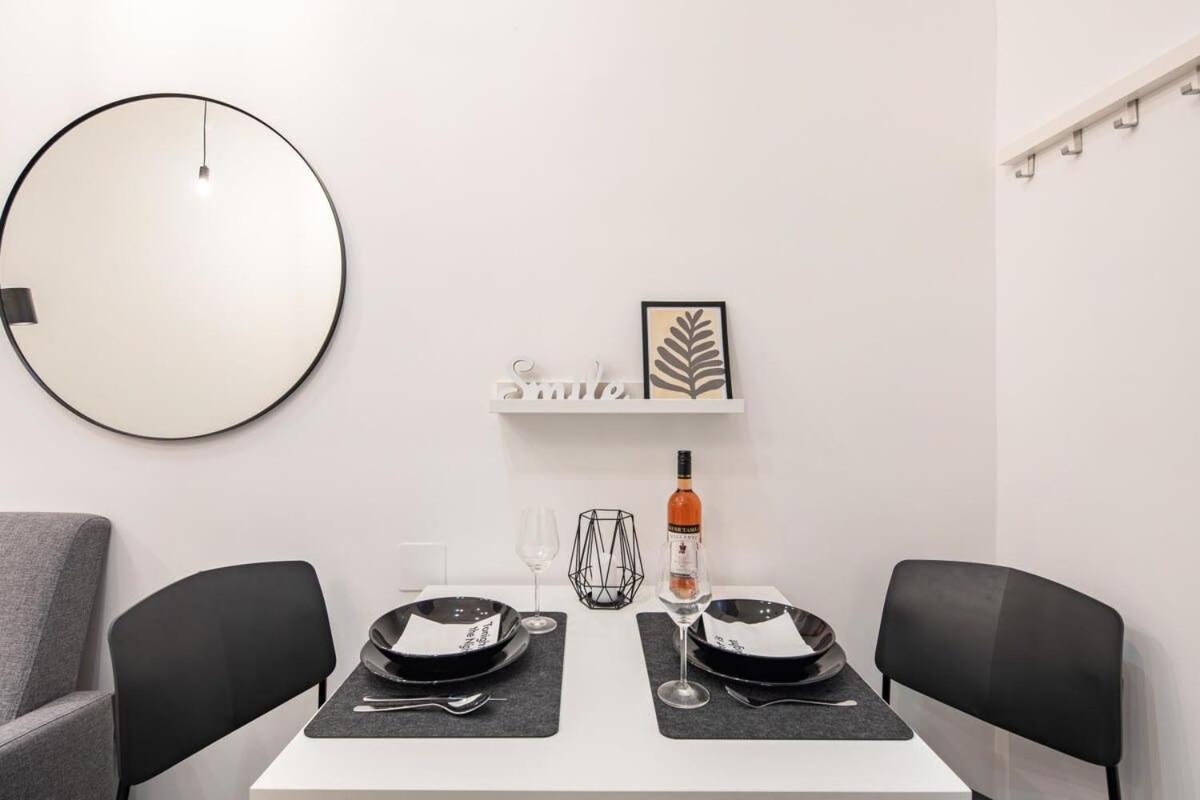Mini - New - Elegant Downtown Retreat Appartement *
